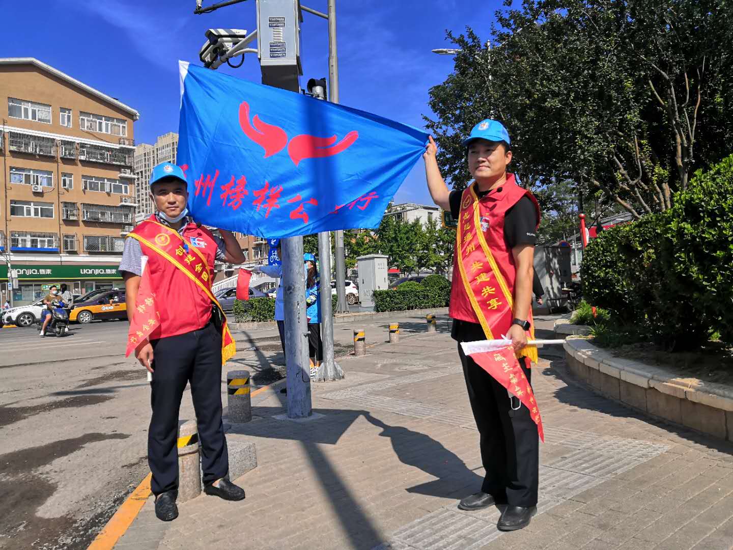 <strong>我想看外国一级操逼毛片还能怎么操作美女操骚逼的今天晚上看的</strong>